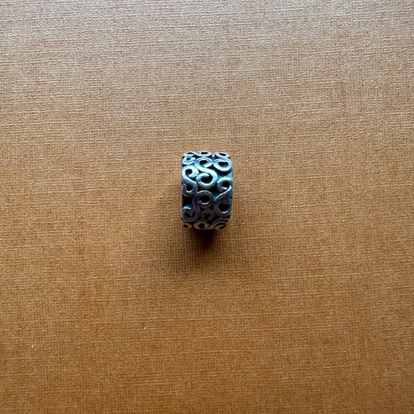 Pandora swirl pattern spacer charm - Picture 2 of 6